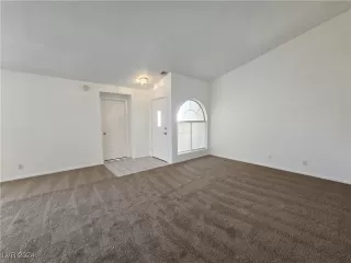 Photo #1: 2633420 Listing 