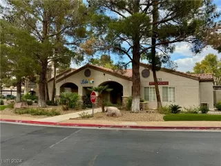 Photo #3: 2633426 Listing