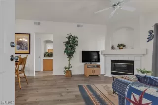 Photo #3: 2633454 Listing