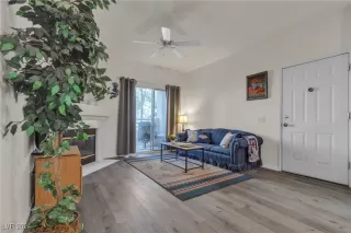 Photo #5: 2633454 Listing