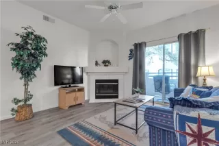 Photo #6: 2633454 Listing