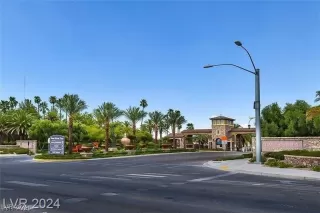 Photo #1: 2633607 Listing 