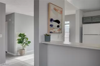 Photo #5: 2633621 Listing