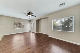 Photo #6: 2633641 Listing 