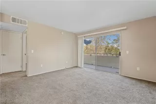 Photo #2: 2633644 Listing 