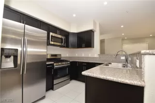 Photo #5: 2633690 Listing 