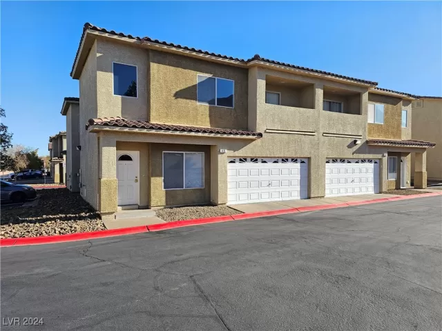 MLS: 2633754 Condo For Sale