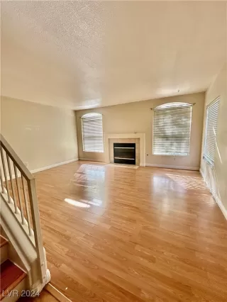 Photo #1: 2633757 Listing 