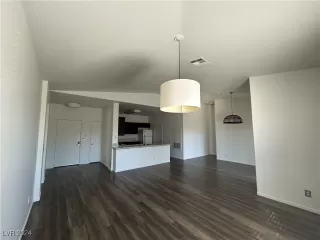 Photo #2: 2633770 Listing 