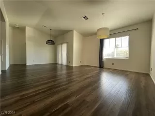 Photo #5: 2633770 Listing 