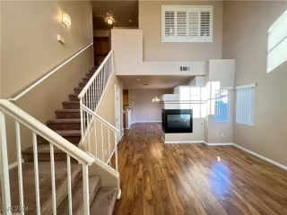 Photo #2: 2633808 Listing 