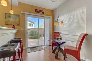 Photo #4: 2633834 Listing