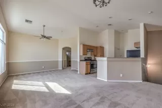 Photo #2: 2633854 Listing 