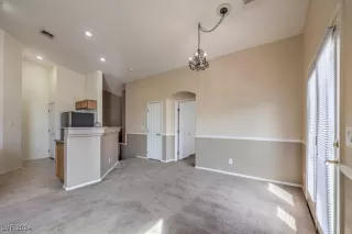 Photo #3: 2633854 Listing 