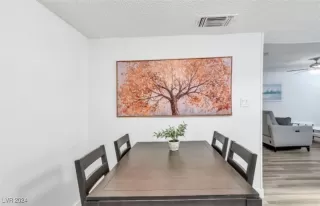 Photo #5: 2633858 Listing 