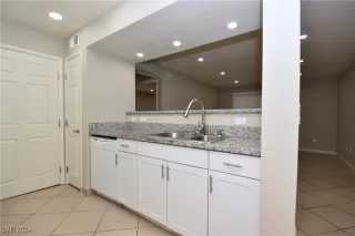 Photo #3: 2633867 Listing 