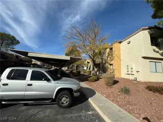 Photo #2: 2633878 Listing 