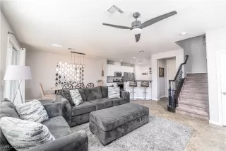 Photo #1: 2633912 Listing 