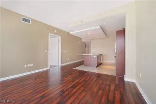 Photo #4: 2633962 Listing 