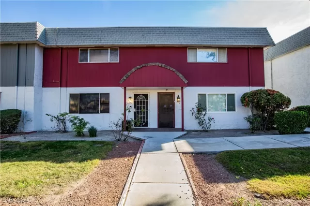 MLS: 2633973 Condo For Sale