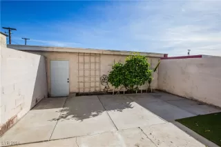 Photo #4: 2633973 Listing 