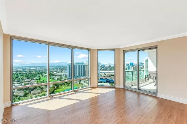 MLS: 2633981 Condo For Sale