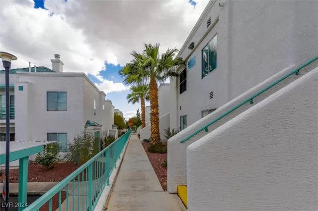 MLS: 2634002 Condo For Sale