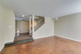 Photo #3: 2634023 Listing