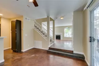 Photo #5: 2634023 Listing