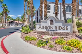 Photo #3: 2634045 Listing