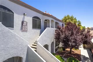 Photo #5: 2634045 Listing