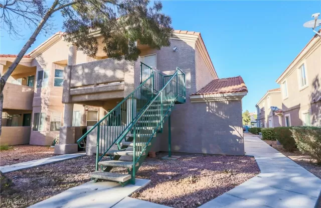 MLS: 2634054 Condo For Sale