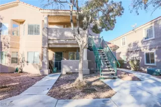 Photo #1: 2634054 Listing 