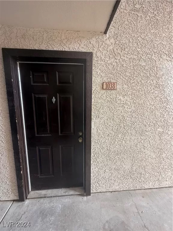 MLS: 2634068 Condo For Sale