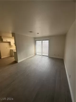 Photo #1: 2634068 Listing