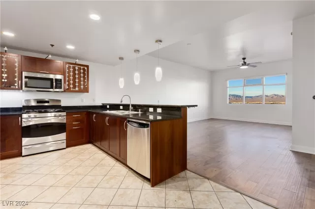 MLS: 2634087 Condo For Sale