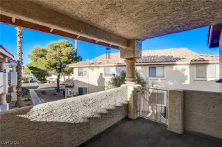 Photo #3: 2634090 Listing 