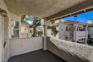 Photo #4: 2634090 Listing 