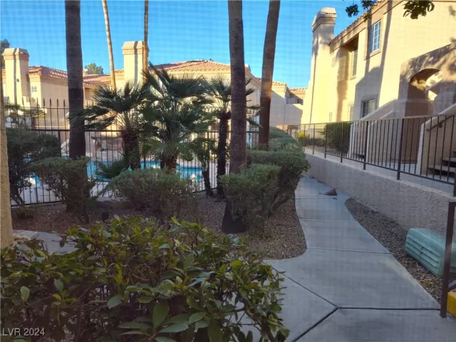 MLS: 2634106 Condo For Sale