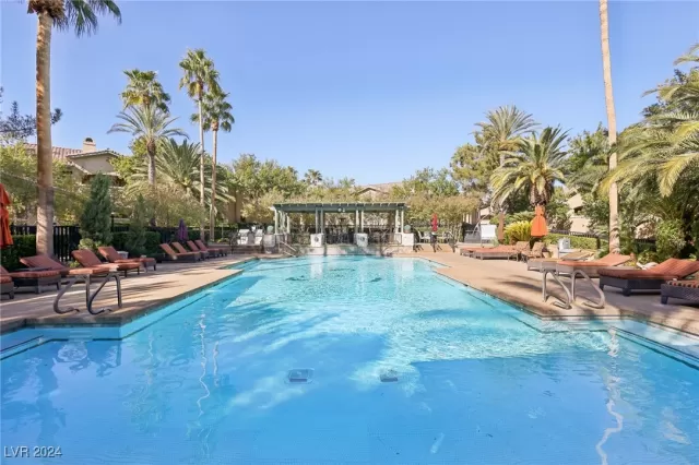 MLS: 2634111 Condo For Sale