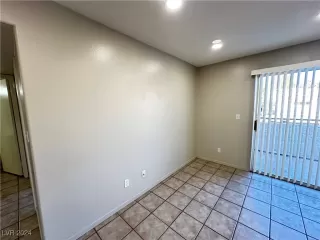 Photo #6: 2634118 Listing 