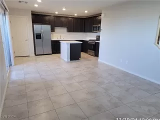 Photo #4: 2634130 Listing 