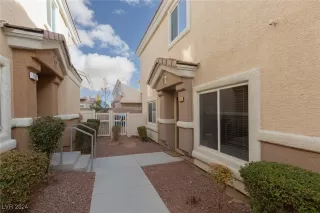 Photo #1: 2634193 Listing 