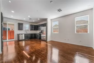 Photo #4: 2634226 Listing 