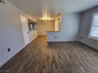 Photo #5: 2634241 Listing 