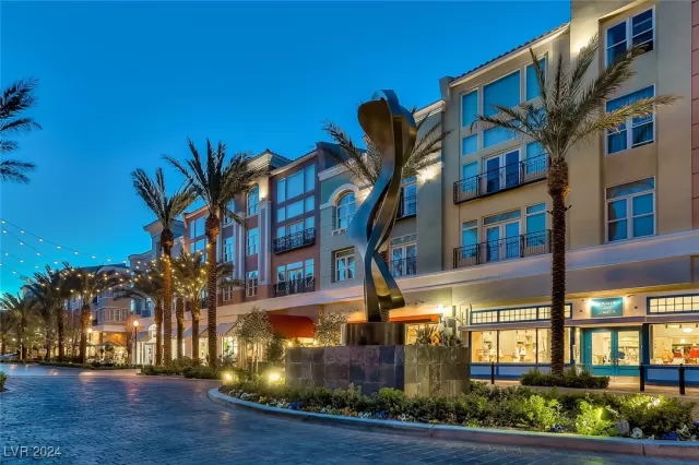 MLS: 2634278 Condo For Sale