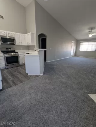 Photo #2: 2634283 Listing 