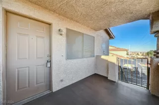 Photo #3: 2634285 Listing