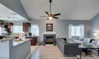 Photo #4: 2634296 Listing 
