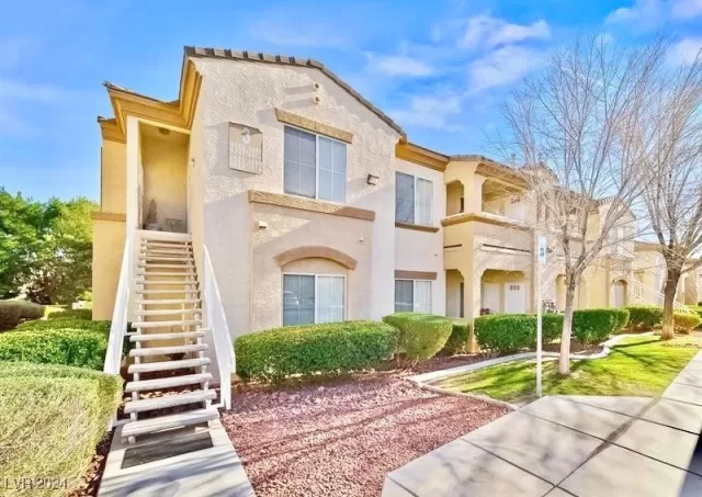 MLS: 2634298 Condo For Sale